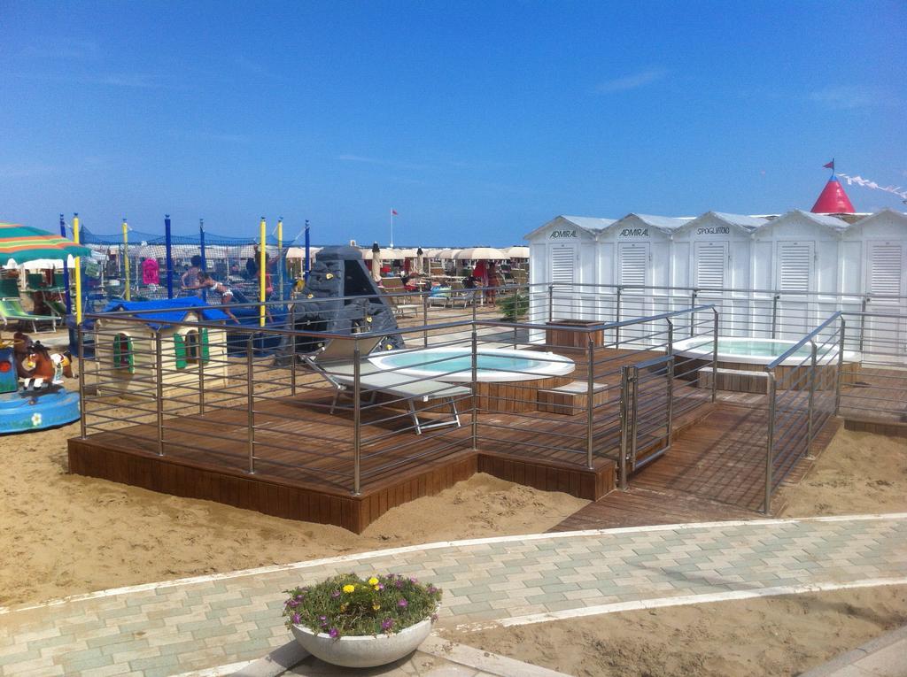 Hotel Villa Linda - Family Hotel - Nuova Costruzione Antisismica Riccione Exterior photo